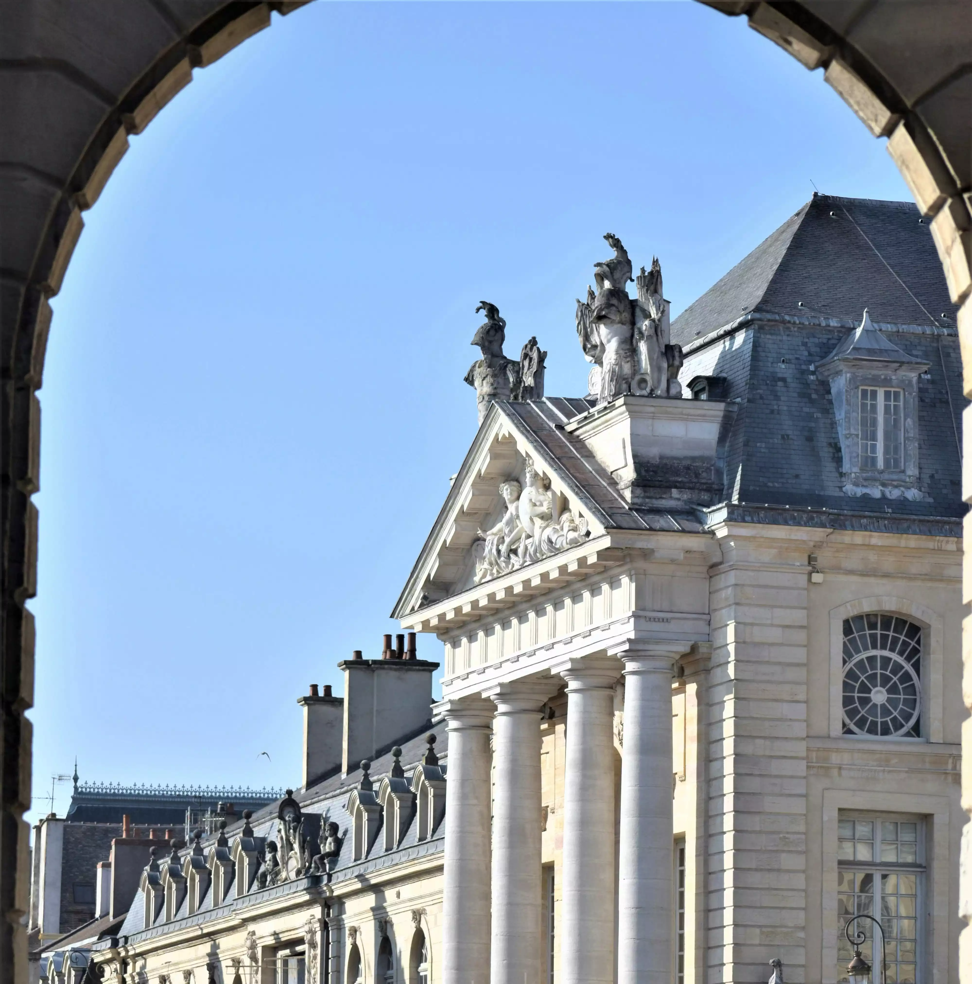 Dijon, Gastronomique et Historique